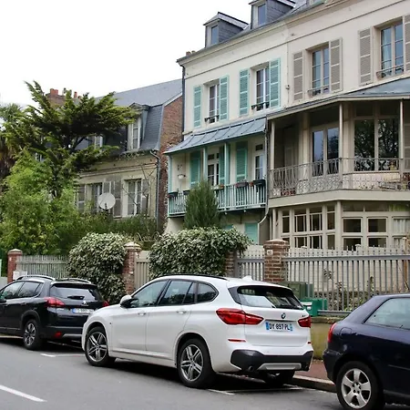 La Cage Aux Oiseaux Daire