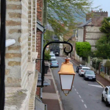 Daire La Cage Aux Oiseaux